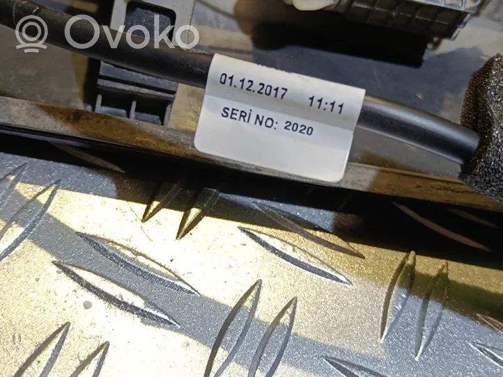 Ford Tourneo Custom Listwa oświetlenie tylnej tablicy rejestracyjnej BK2113555AF