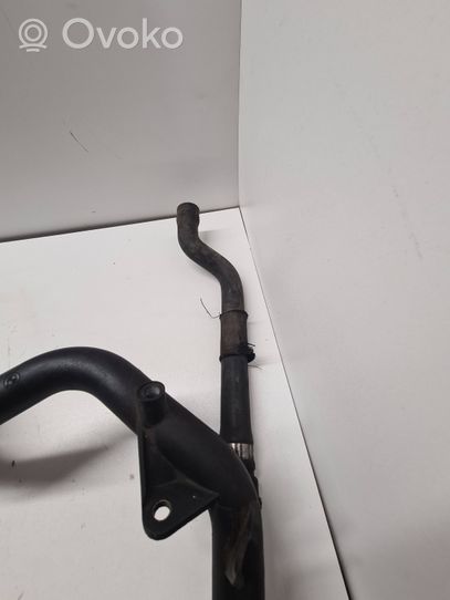 BMW 7 E38 Engine coolant pipe/hose 2247681