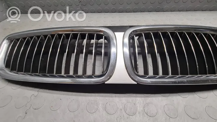 BMW 7 E65 E66 Maskownica / Grill / Atrapa górna chłodnicy 7037727