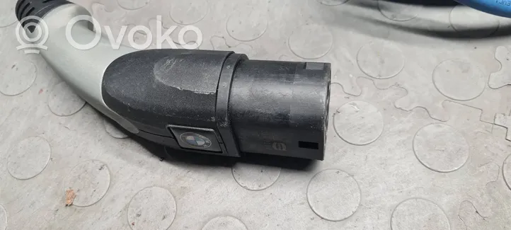 BMW 3 F30 F35 F31 Elektromobilio įkrovimo laidas 61902455070