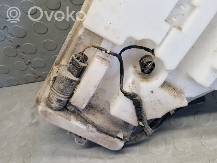 BMW 3 F30 F35 F31 Langų skysčio bakelis 7241671