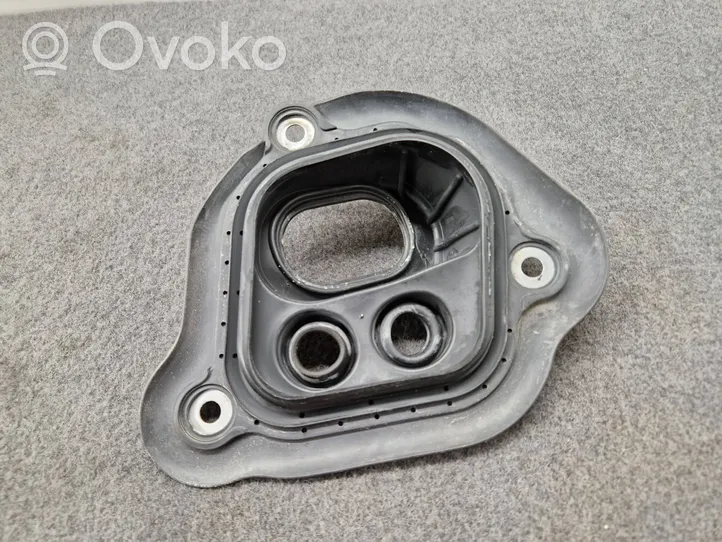 BMW 1 F20 F21 Altra parte del vano motore 9207093