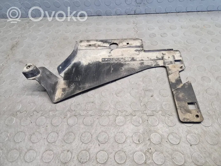 BMW 1 F20 F21 Vidusdaļas apakšas aizsargs 7241837