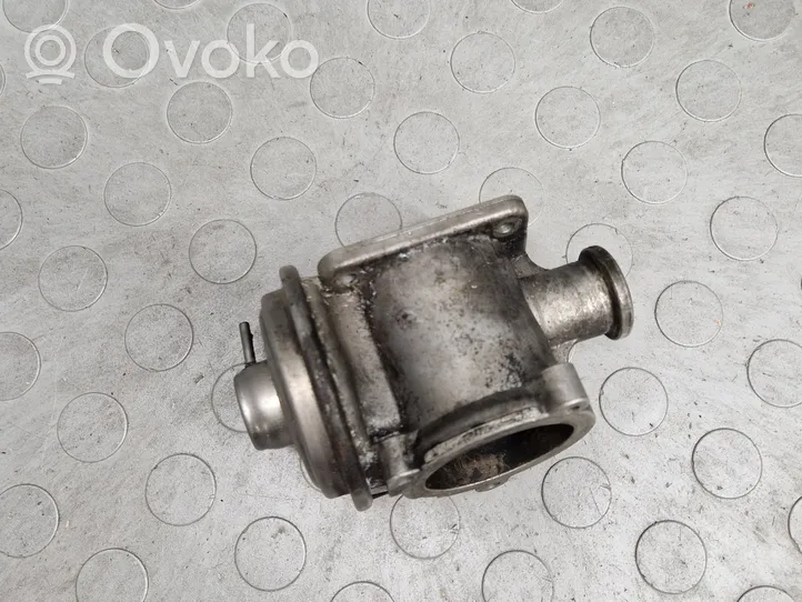 BMW 5 E39 EGR valve 7804380