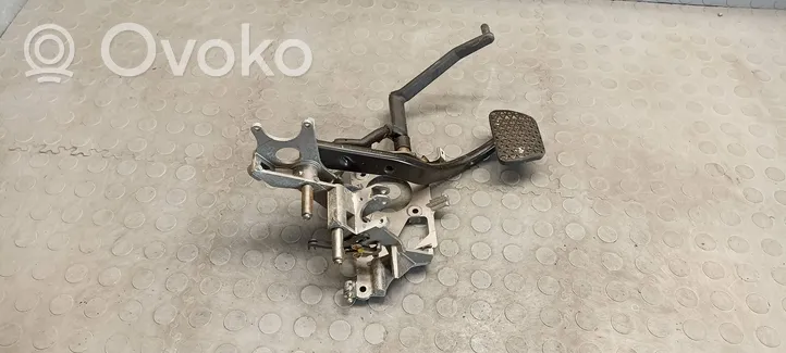 BMW 7 E38 Brake pedal 1160421