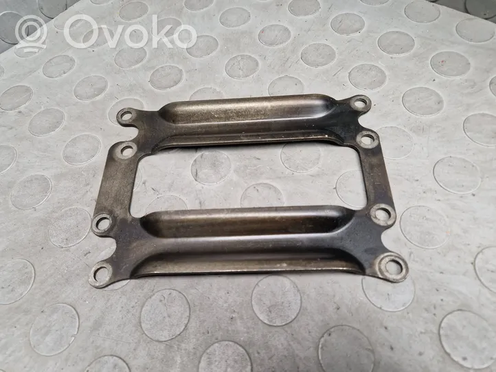 BMW 7 E65 E66 Kita variklio detalė 7795263