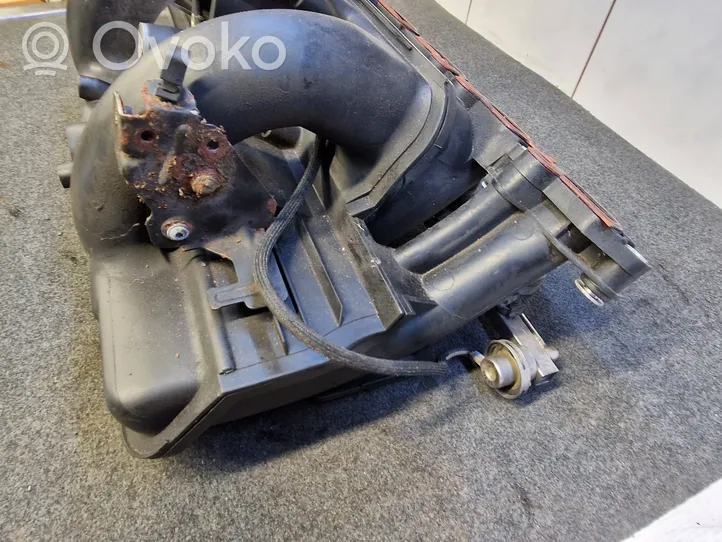 BMW 5 E39 Intake manifold 1438140