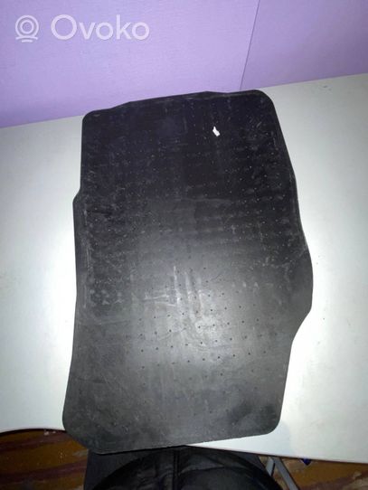 Ford Fiesta Front floor mat AM8A6J130B18DC3YYW