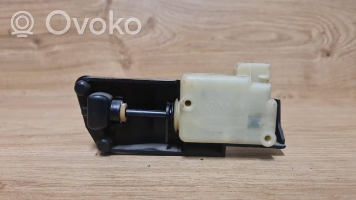 Volvo S60 Fuel tank cap lock motor 9483311