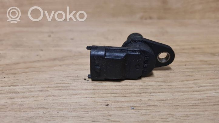 Volvo V70 Camshaft position sensor 8658726