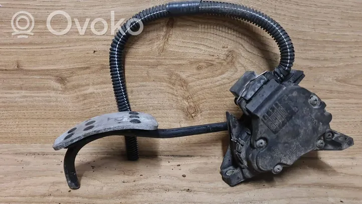 Volvo S70  V70  V70 XC Akceleratoriaus pedalas 9447135