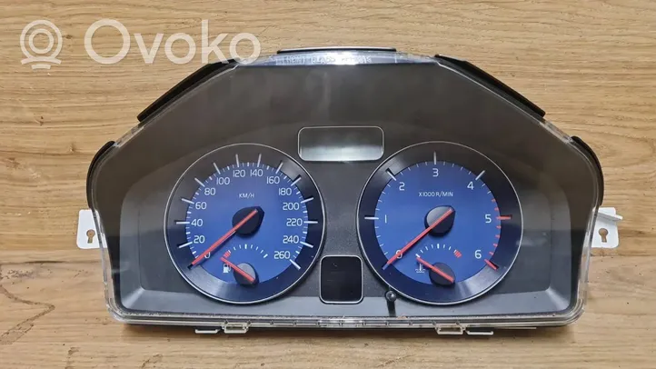 Volvo V50 Speedometer (instrument cluster) 30733372