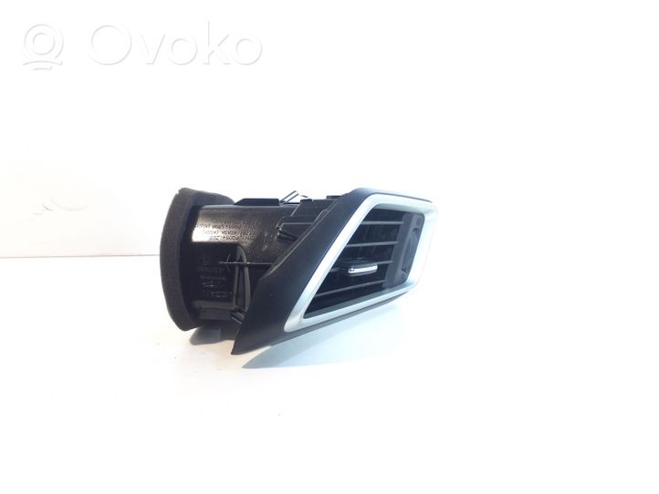 Nissan Qashqai Copertura griglia di ventilazione laterale cruscotto 687614EH0A