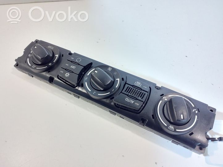 BMW 5 E60 E61 Oro kondicionieriaus/ klimato/ pečiuko valdymo blokas (salone) 11419110