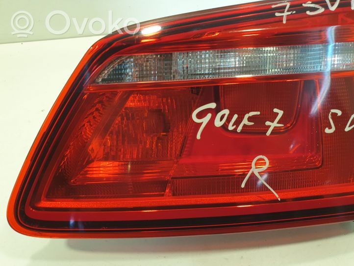 Volkswagen Golf SportWagen Takaluukun takavalot 510945094