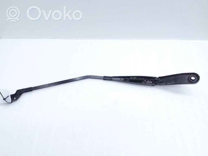 Volvo V60 Front wiper blade arm 30753505