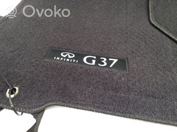 Infiniti G37 Zestaw dywaników samochodowych G49001NM