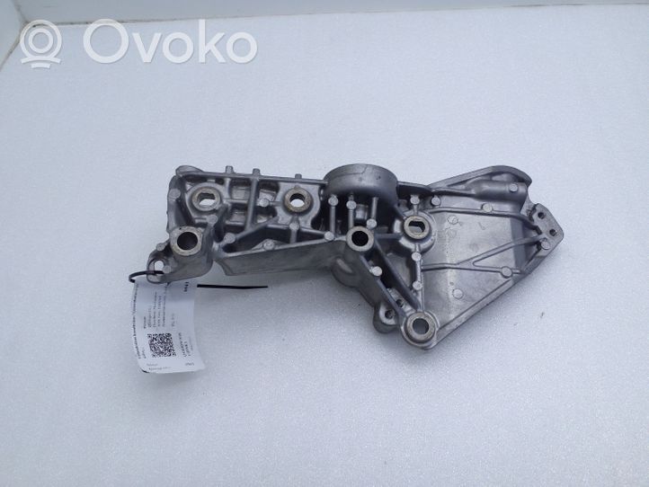 Nissan Qashqai Support de générateur / alternateur 8200669494