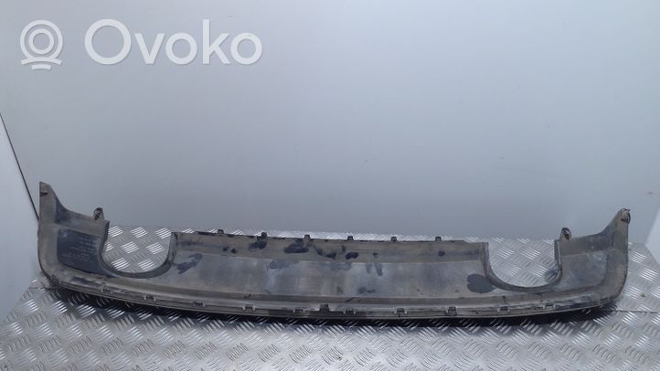 Mercedes-Benz A W176 Moulure inférieure de pare-chocs arrière A1768852425