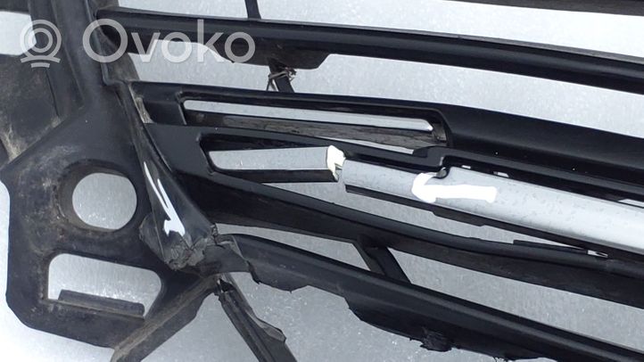 Peugeot 5008 II Maskownica / Grill / Atrapa górna chłodnicy 9816501577