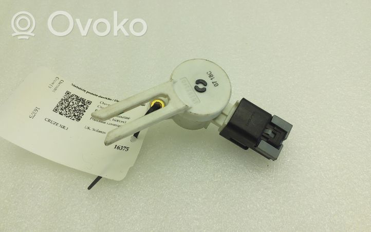 Chevrolet Cruze Brake pedal sensor switch 15192340