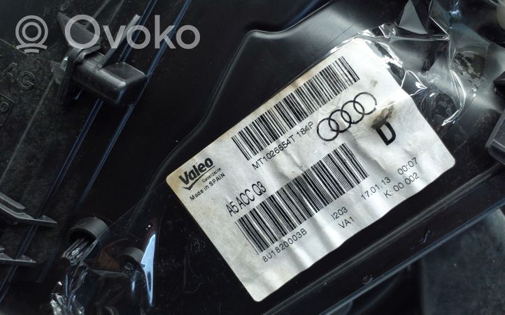 Audi Q3 8U Sisälämmityksen ilmastoinnin korin kokoonpano 8U1820003B