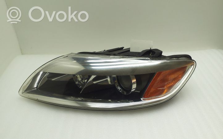 Audi Q7 4L Lampa przednia 4L0941003H