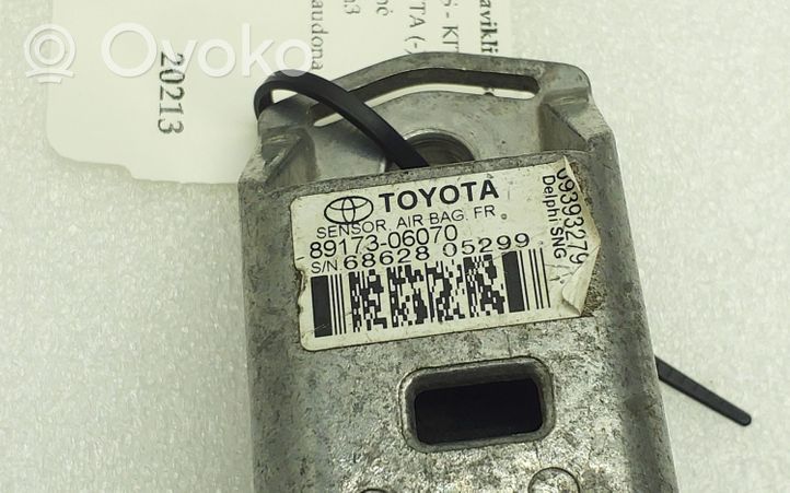 Toyota Camry Sensore d’urto/d'impatto apertura airbag 8917306070