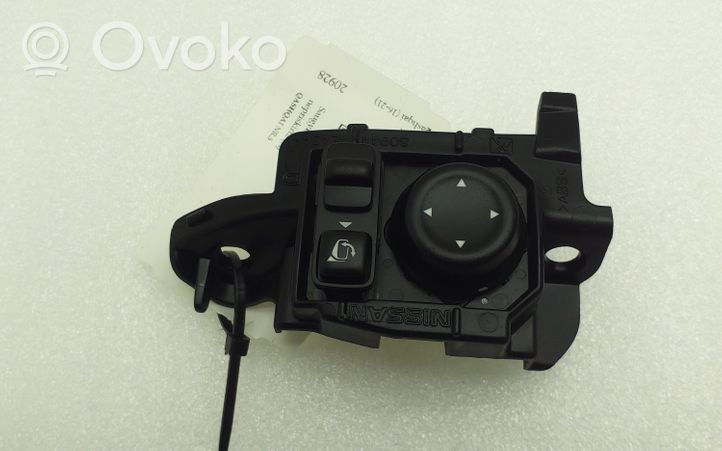 Nissan Qashqai Bouton de commutateur rétroviseur latéral 809444EA0AA