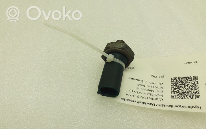 Volkswagen PASSAT B7 Oil pressure sensor 03C919081