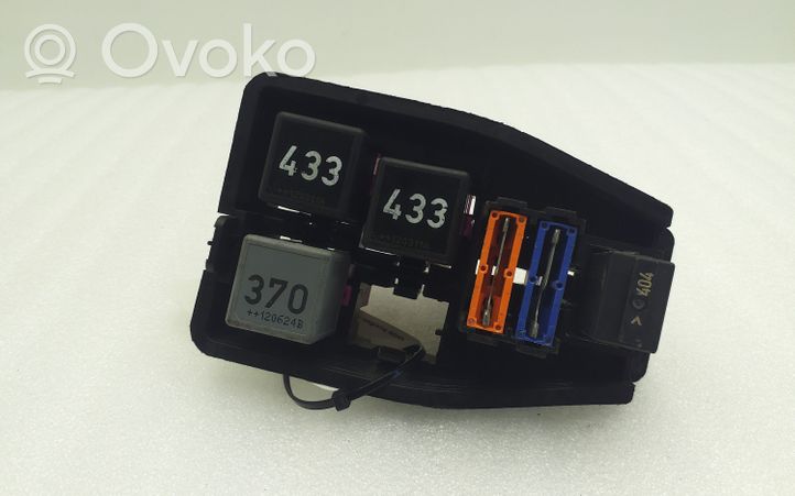 Porsche Panamera (970) Module de fusibles 97061044500