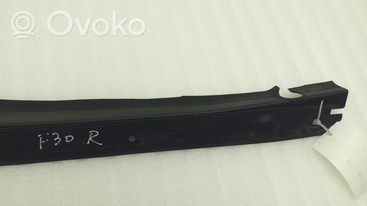 BMW 3 F30 F35 F31 Kita variklio skyriaus detalė 7264274