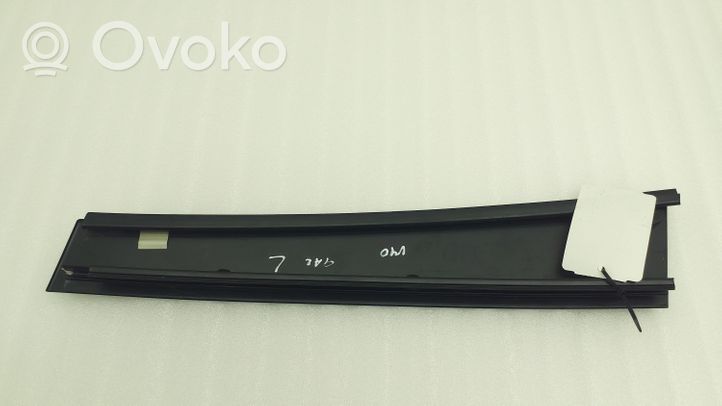 Volvo V50 Moulures des vitres de la porte arrière 08622653