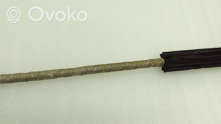 Volkswagen PASSAT B6 Gear shift cable linkage 1K0711266