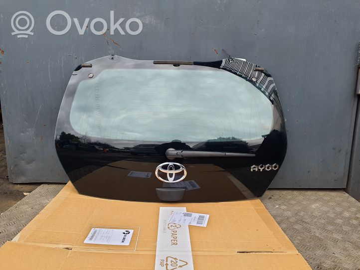 Toyota Aygo AB40 Galinis stiklas 851300H050