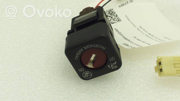 Toyota Aygo AB40 Wyłącznik poduszki powietrznej Airbag pasażera 95835