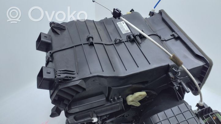 Toyota Aygo AB40 Scatola climatizzatore riscaldamento abitacolo assemblata 87010YV060