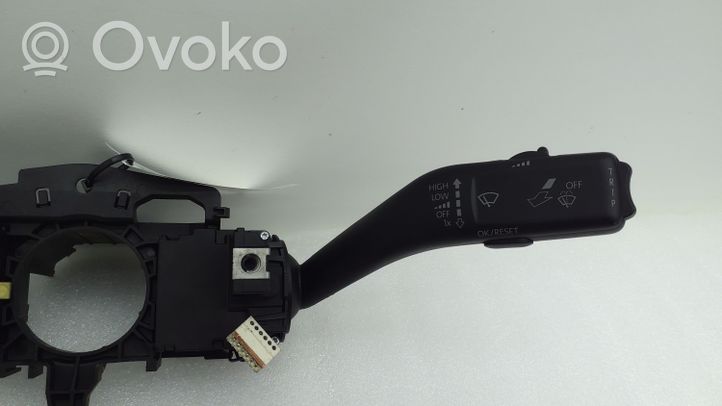 Volkswagen Jetta VI Wiper turn signal indicator stalk/switch 1K5953507N