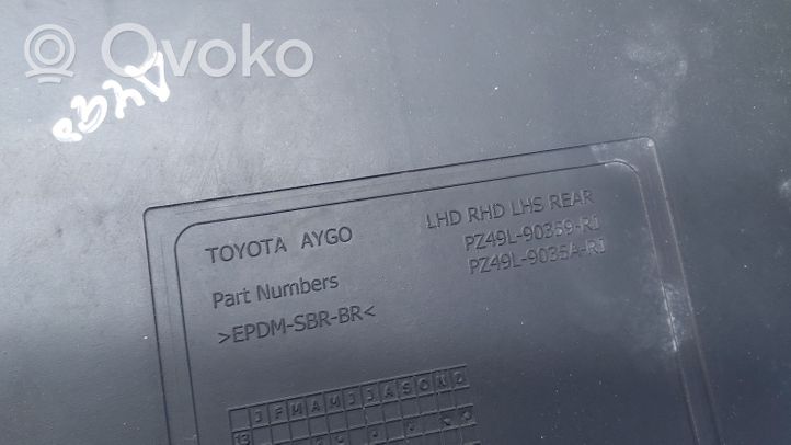 Toyota Aygo AB40 Car floor mat set PZ49L90359RJ