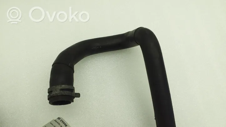 Volvo XC60 Tubo flessibile del liquido di raffreddamento del motore 31368856