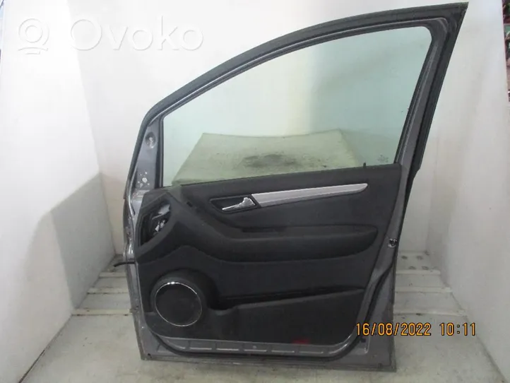 Mercedes-Benz B W245 Priekinės durys A1697202605