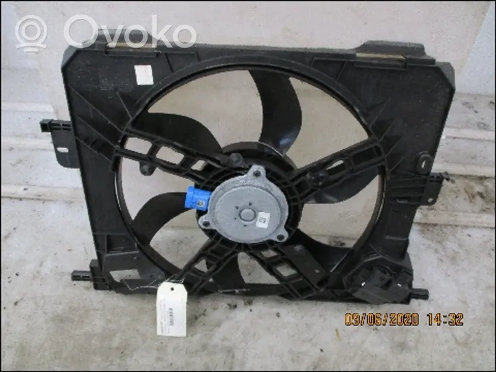 Renault Twingo III Ventilateur de refroidissement de radiateur électrique 214812232R