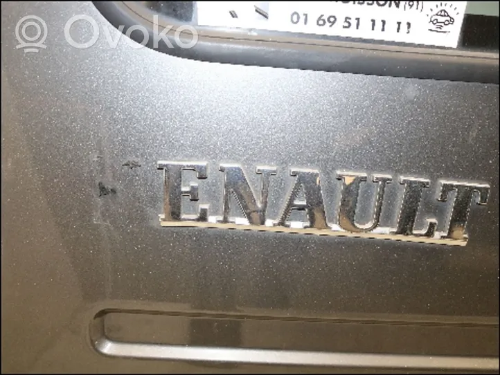 Renault Express Takaluukun/tavaratilan kansi 7751466683