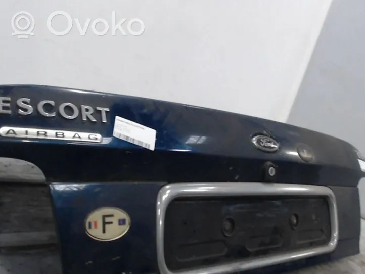 Ford Escort Galinis dangtis (bagažinės) 1003312