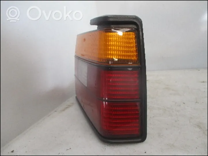 Volkswagen Golf II Lampa tylna 166945112