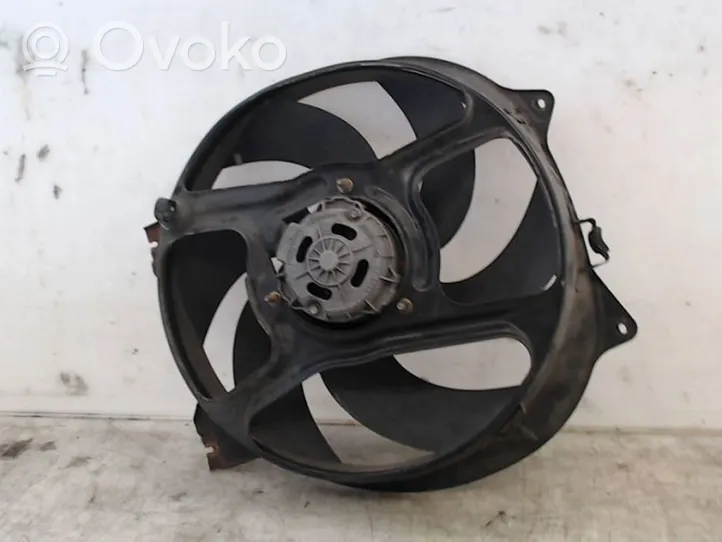 Renault 19 Electric radiator cooling fan 7700784652