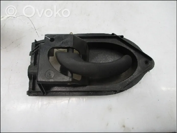 Ford Ka Внутренняя ручка 1066787