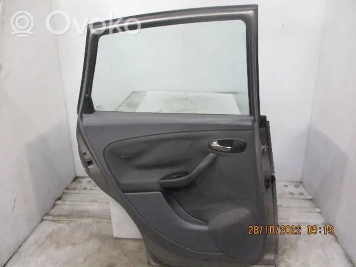 Seat Toledo III (5P) Drzwi tylne 5P0833055