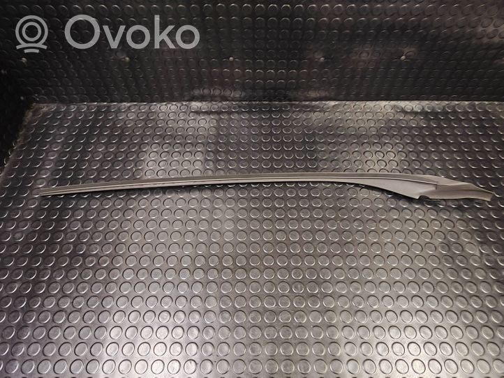 Volvo S60 Windshield trim 31335864