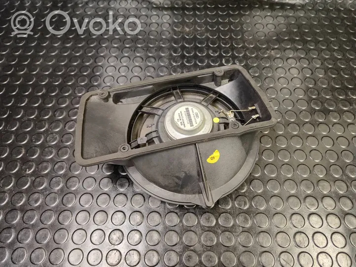 Audi A5 8T 8F Enceinte subwoofer 8T0035412D